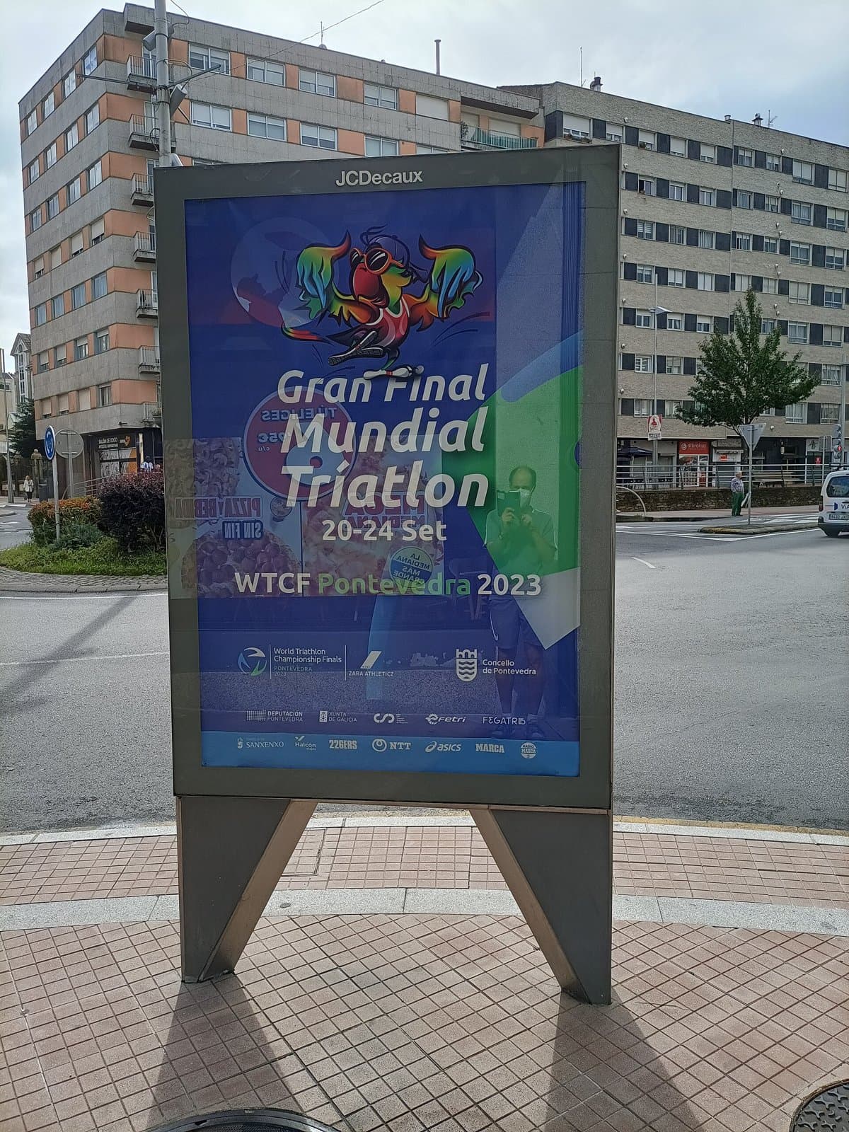 Panneau de la Grande finale de triathlon à Pontevedra