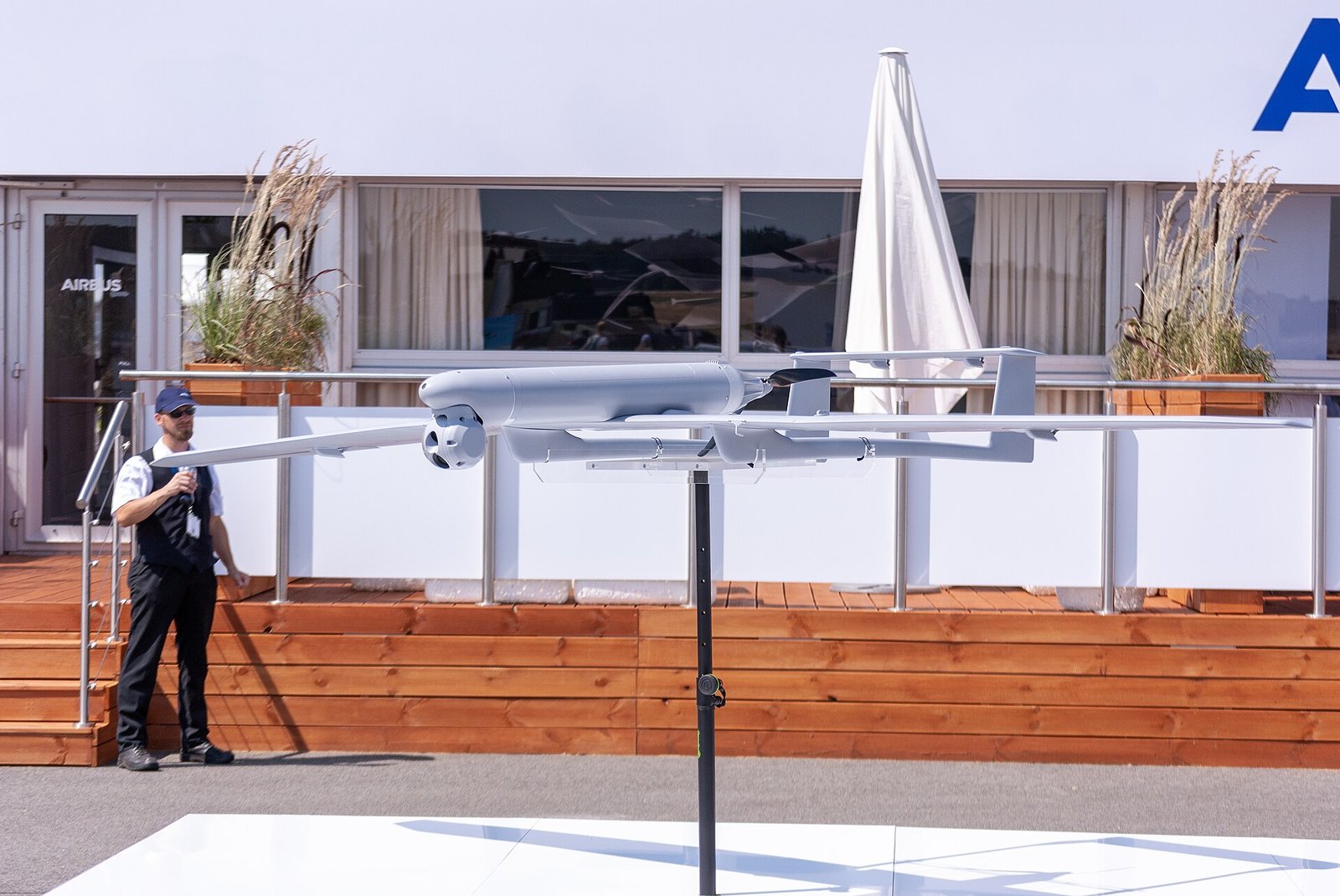 Drone de surveillance Airbus Survey Copter Aliaca exposé