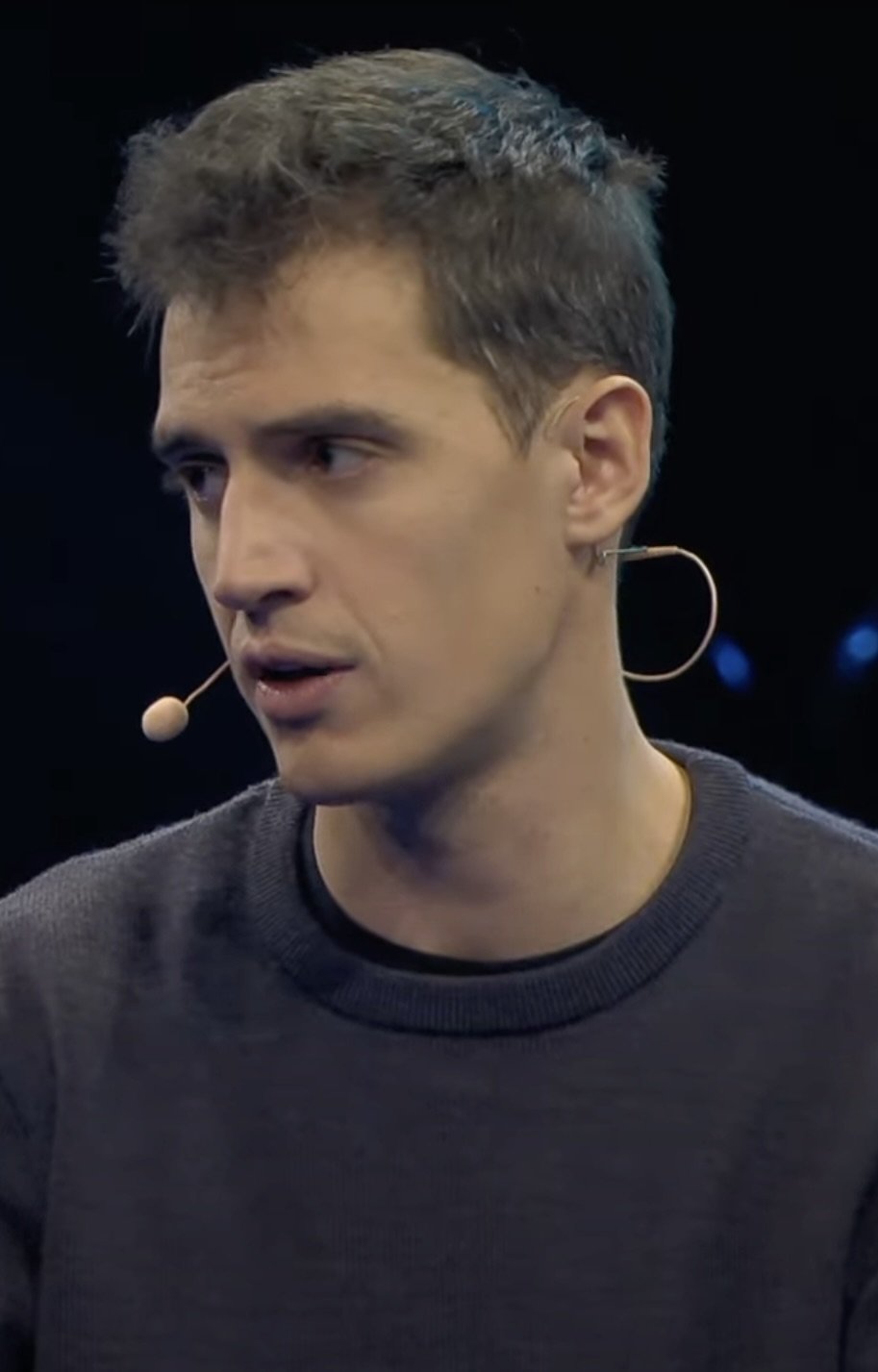 Arthur Mensch sur scène