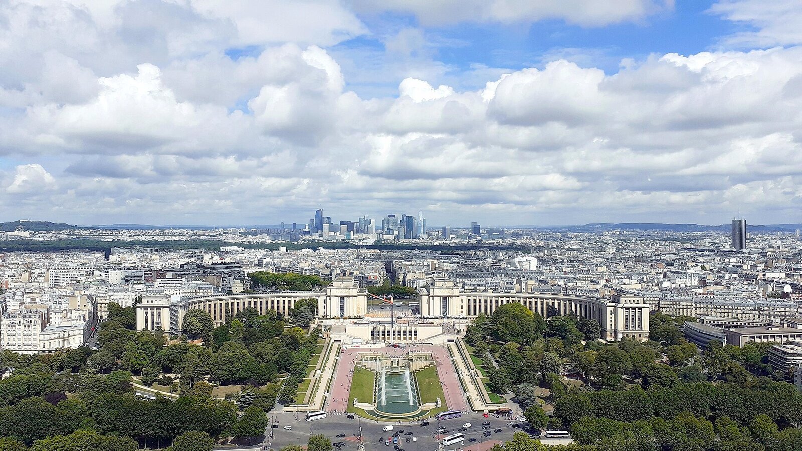 Skyline de La Défense vue depuis la tour Eiffel
